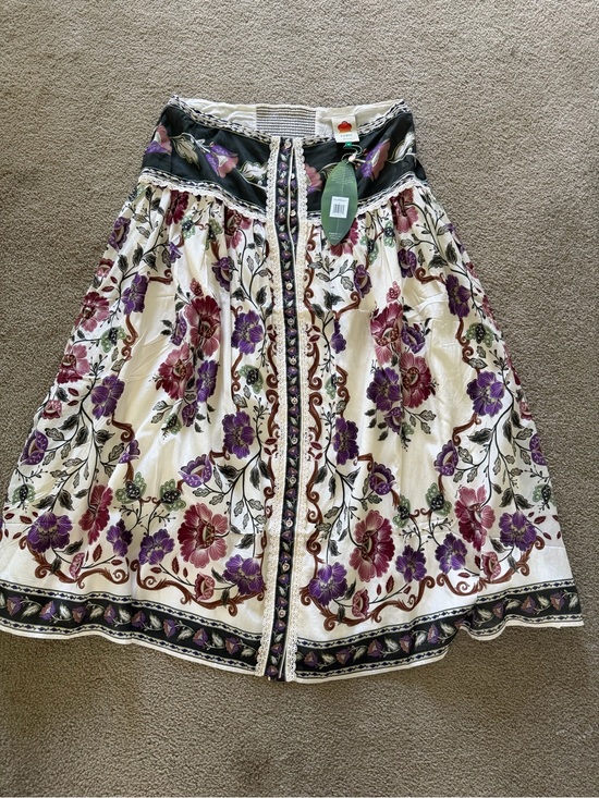 FARM Rio Dresses & Skirts - Farm Rio Cream Rococo Flowers Lace Buttoned Midi Skirt